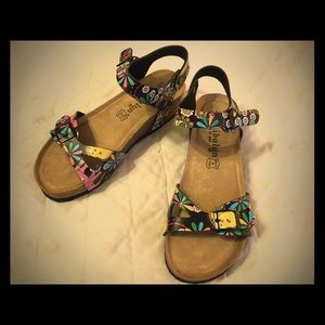 Vintage Flower Sandals